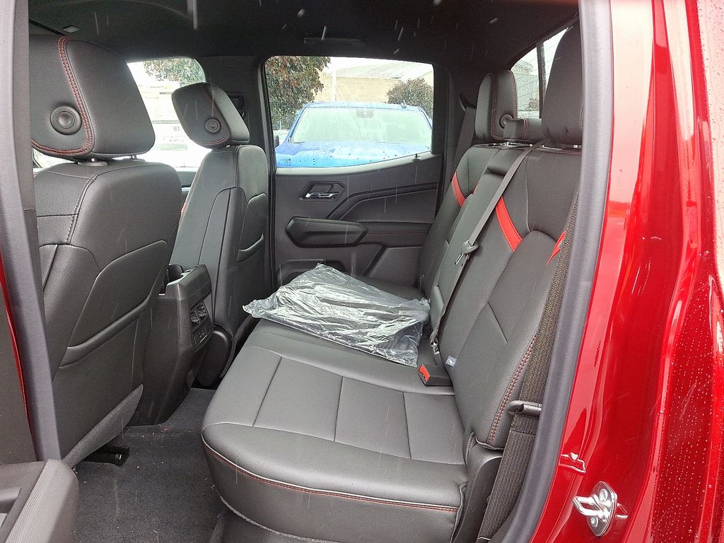 Thumbnail: 2025 Chevrolet Colorado - 5