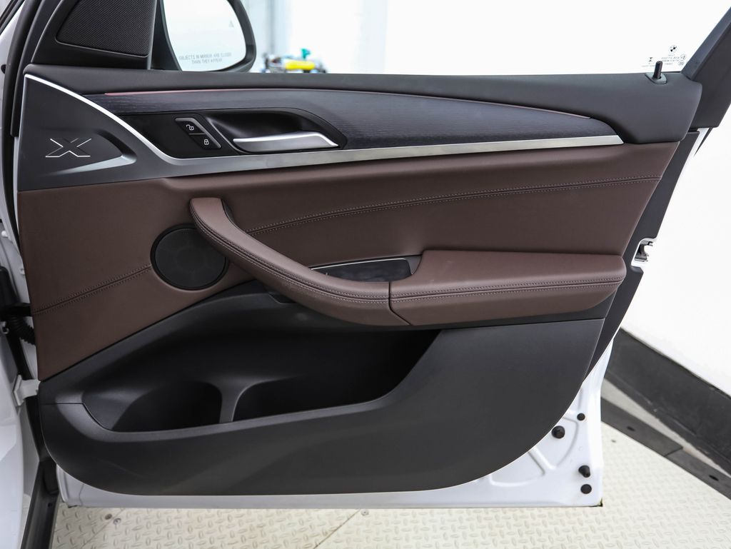 Thumbnail: 2024 BMW X3 - 29