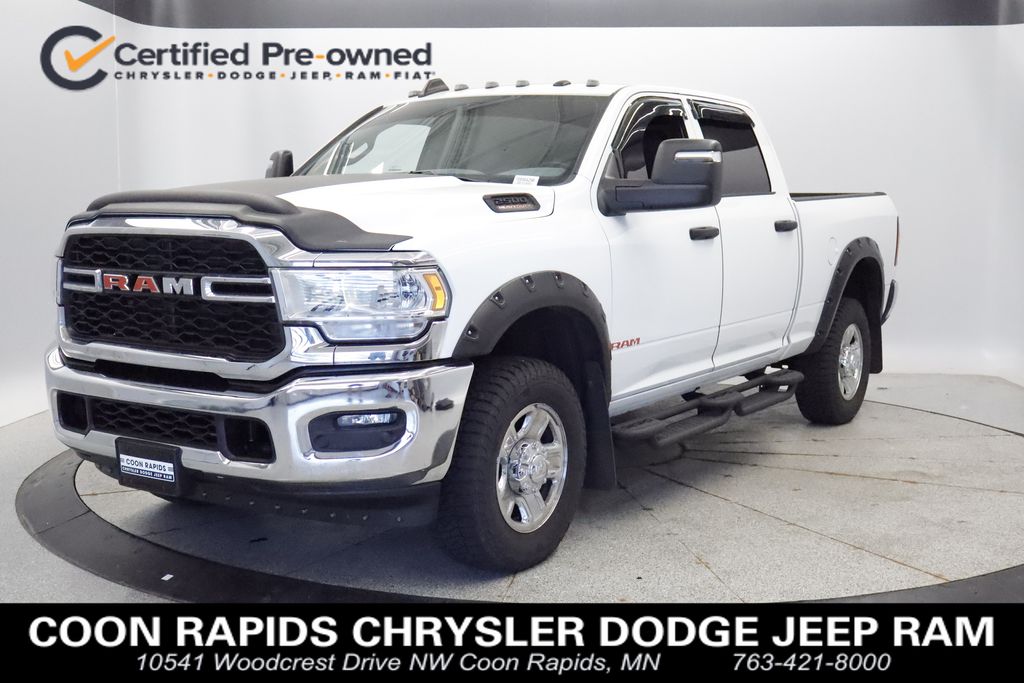 Bright White Clearcoat 2024 RAM 2500 Pickup Truck Four-Wheel Drive 8-Speed Automatic