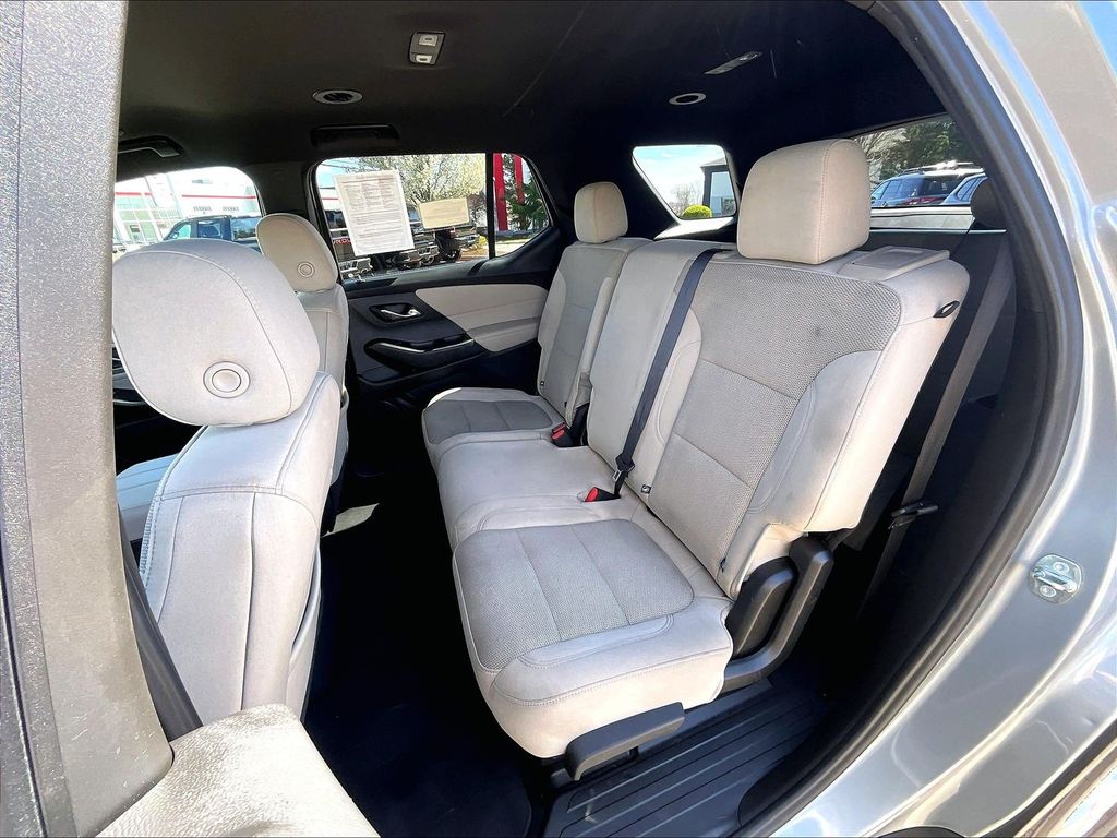 2023 Chevrolet Traverse — photo 15