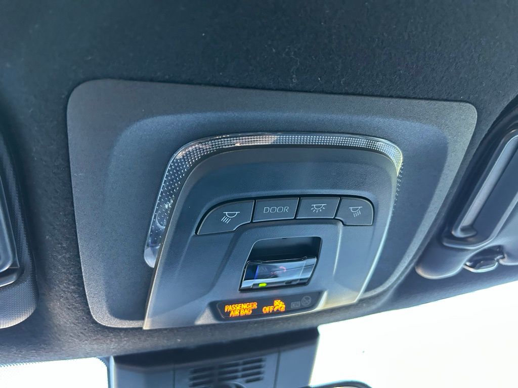 Thumbnail: 2024 Toyota Corolla - 25