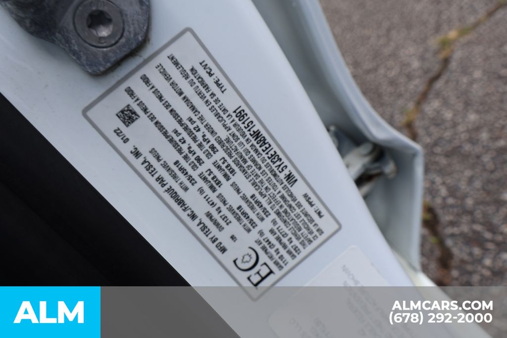 Used 2022 White Tesla Base image 38