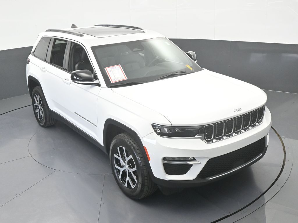 Used 2024 Bright White Clearcoat Jeep Limited image 60