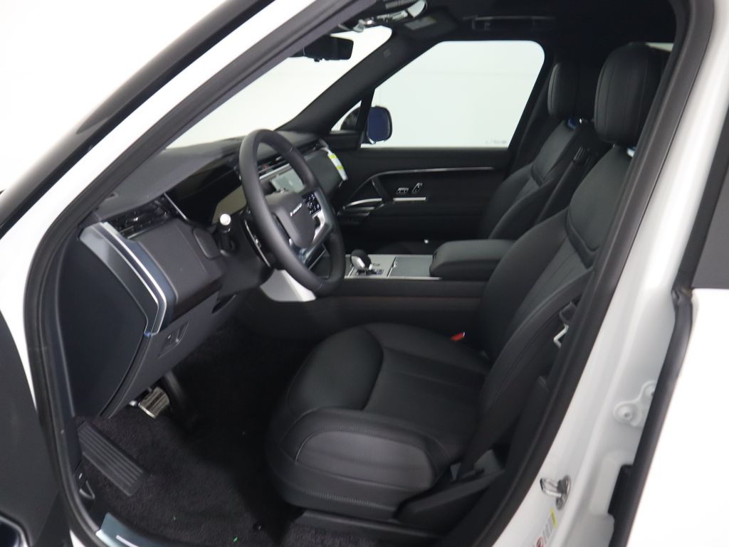 Thumbnail: 2025 Land Rover Range Rover - 21