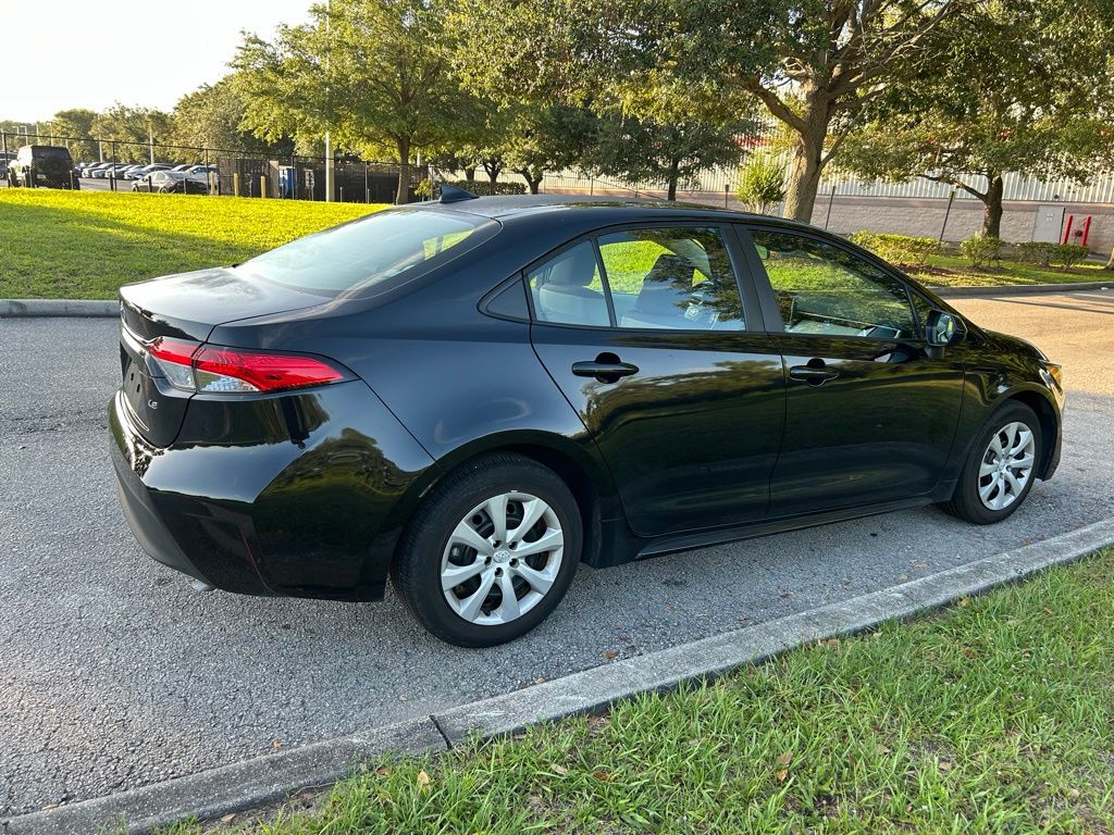2024 Toyota Corolla LE 5