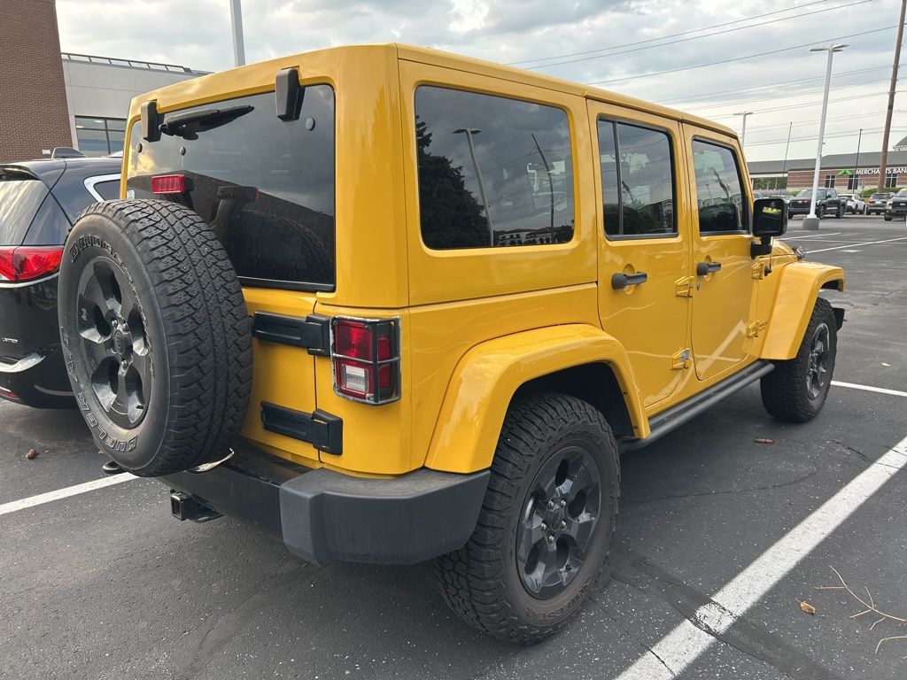 Thumbnail: 2015 Jeep Wrangler - 3