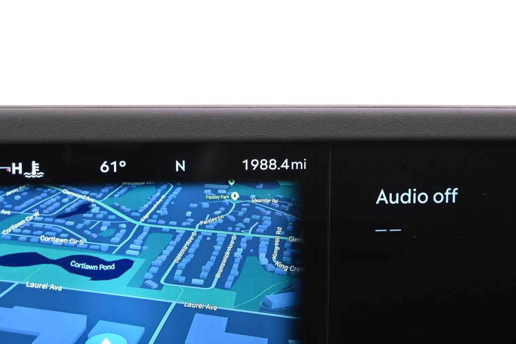 New 2026 Red Lincoln Reserve image 26