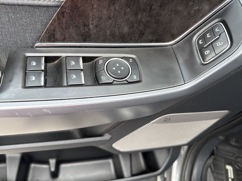 2021 Ford F-150 Lariat - 10