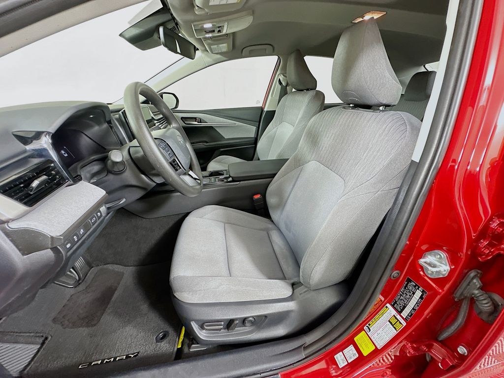 Thumbnail: 2025 Toyota Camry - 20