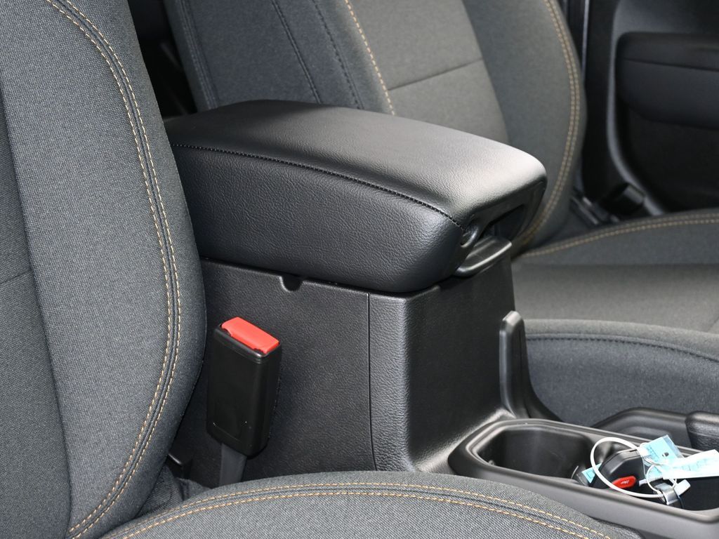 New 2026 Granite Crystal Metallic Clearcoat Jeep Willys image 36