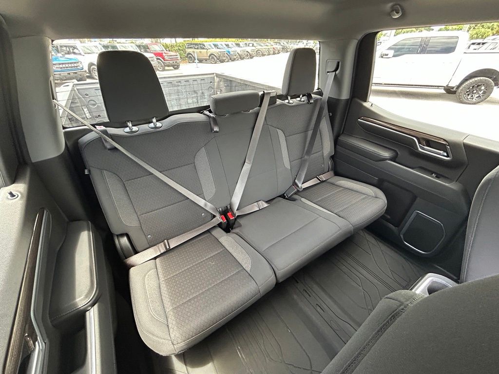 Certified Used 2022 White Chevrolet RST image 30