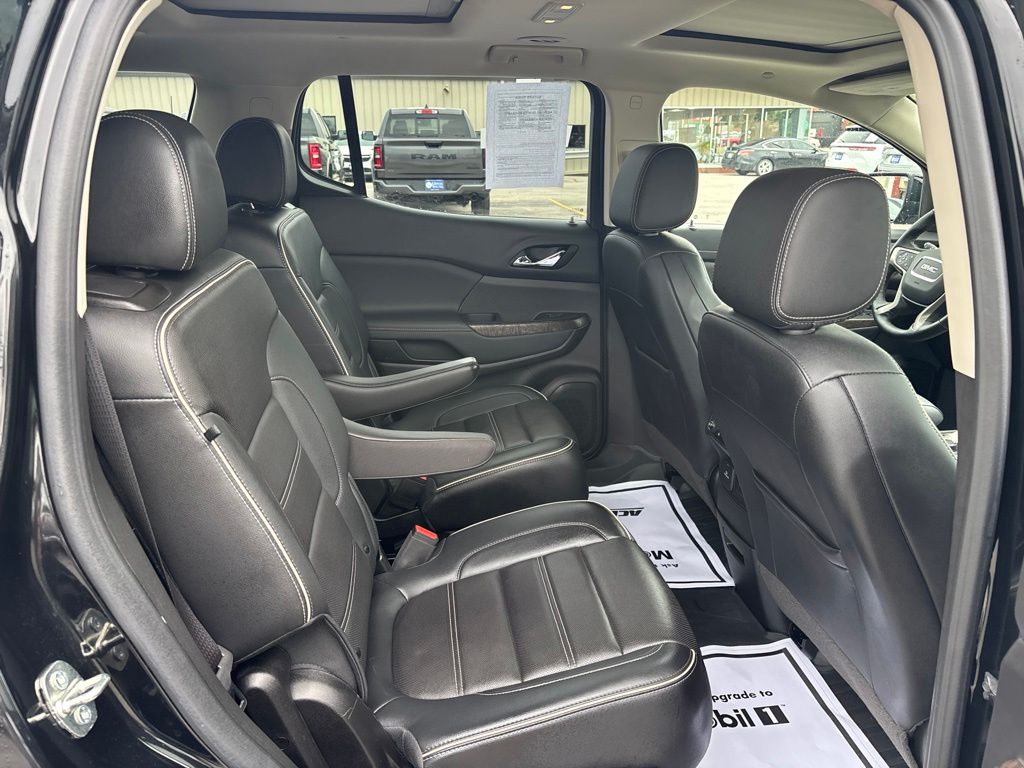 Used 2023 GMC Acadia SUV