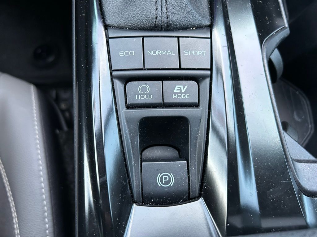 Thumbnail: 2025 Toyota Camry - 28