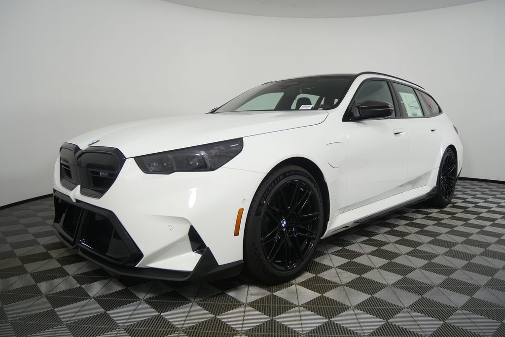 Thumbnail: 2027 BMW M5 - 7