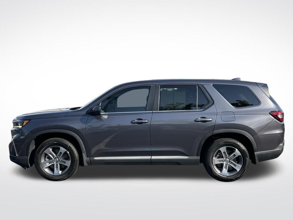 Thumbnail: 2023 Honda Pilot - 2