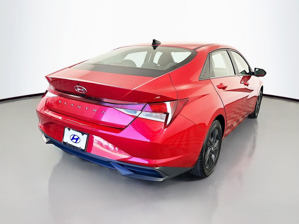 Thumbnail: 2023 Hyundai Elantra - 5