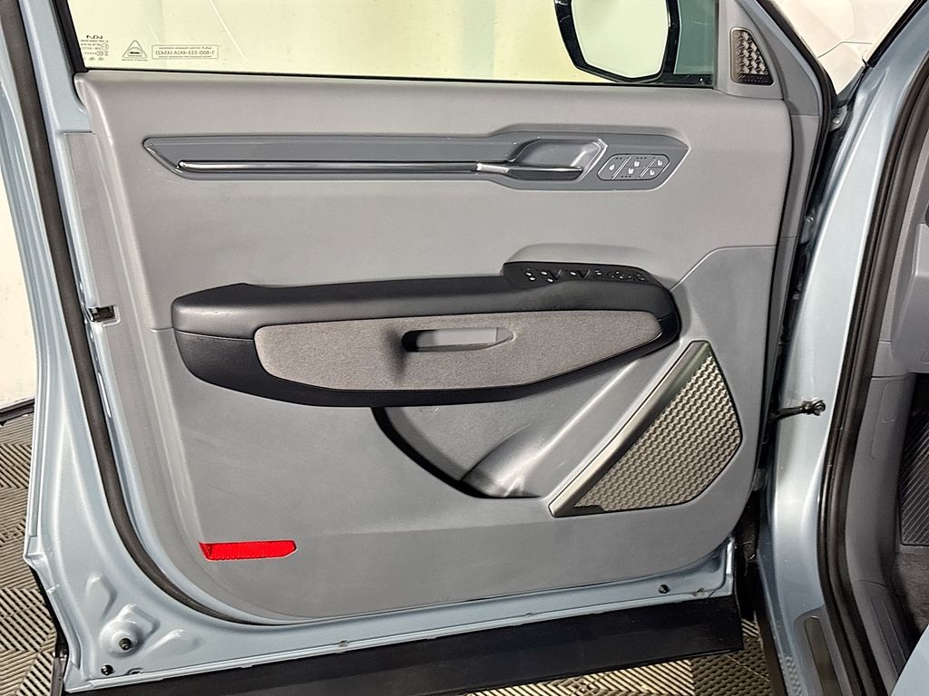 2024 Kia EV9 Land