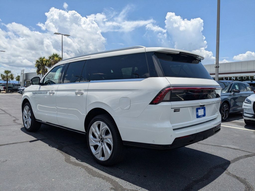 2025 Lincoln Navigator L Reserve