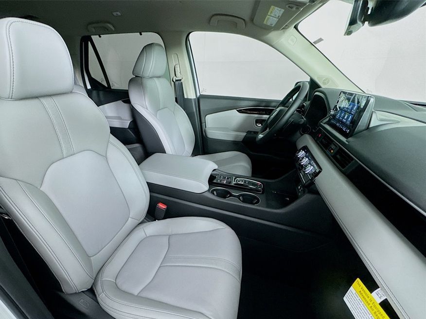 New Car 2025 Honda Pilot  Ex-l For Sale In Austin, Texas