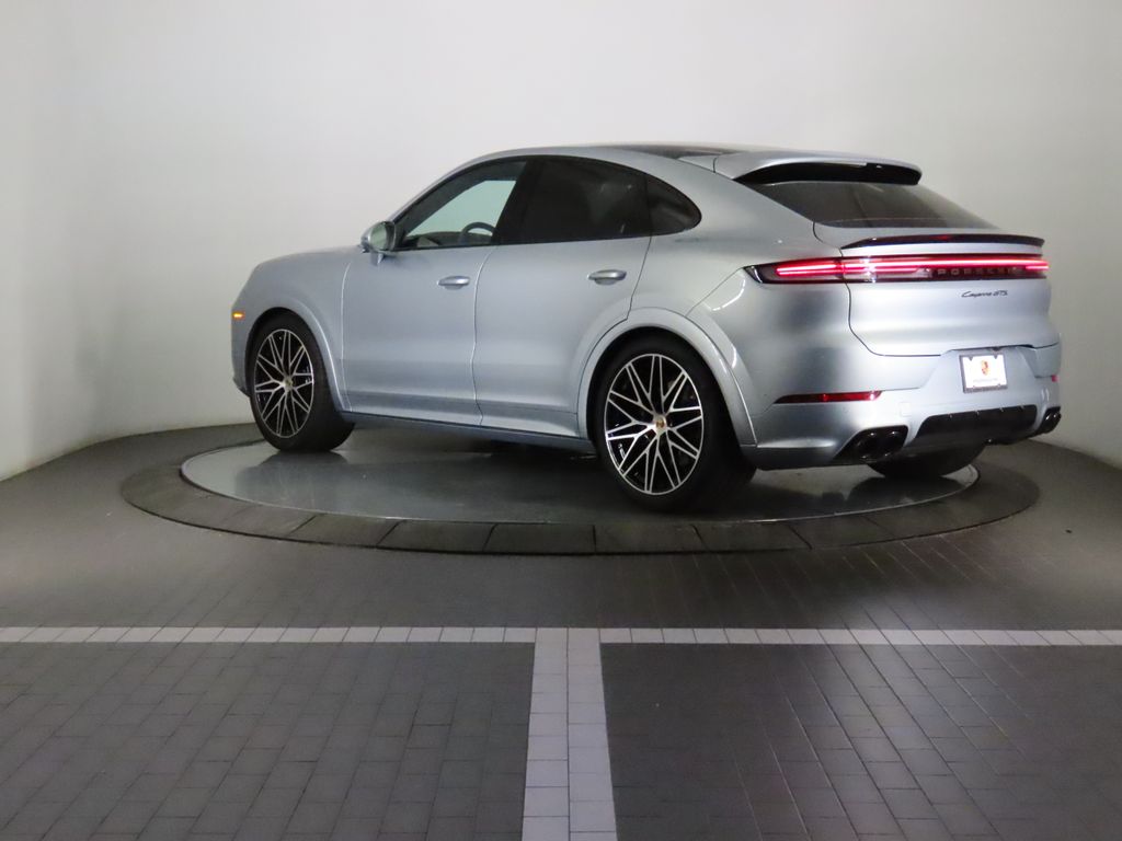 Thumbnail: 2026 Porsche  - 3