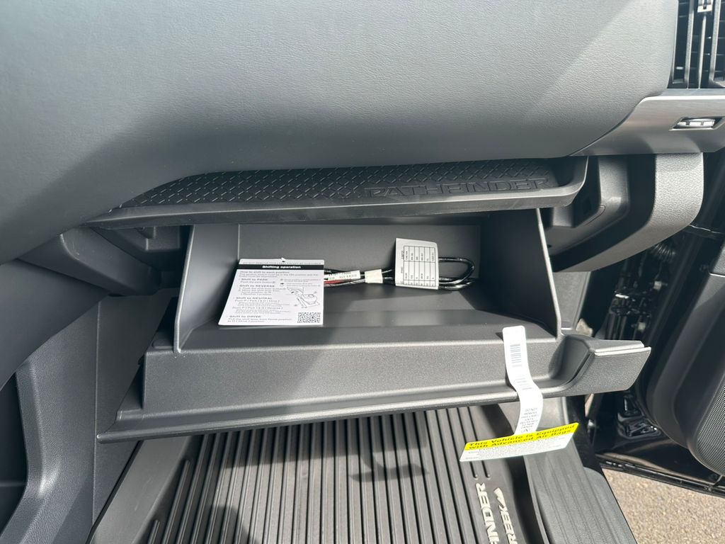 2025 Nissan Pathfinder Rock Creek