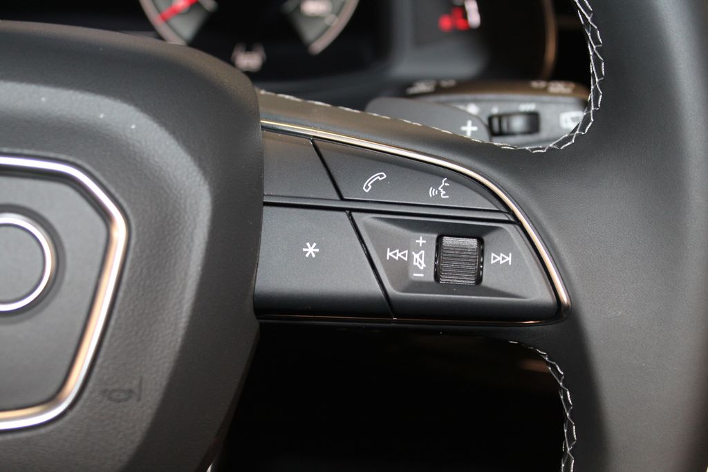 Thumbnail: 2026 Audi Q7 - 31