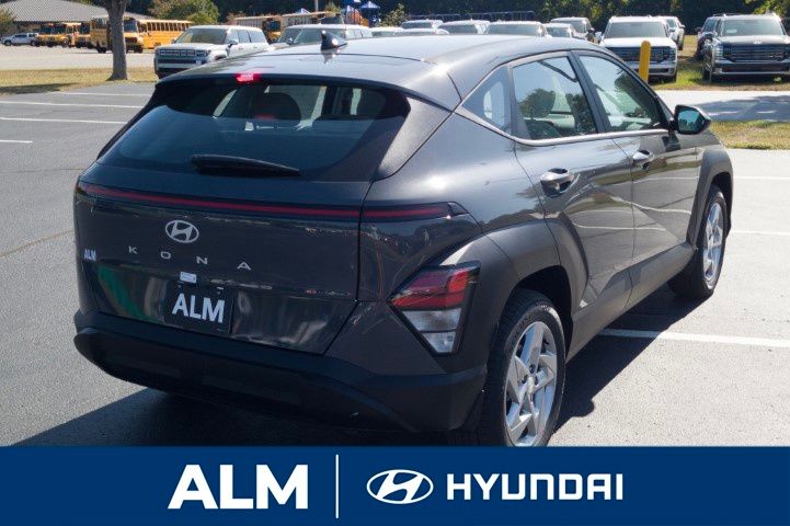 New 2027  Hyundai SE FWD image 6