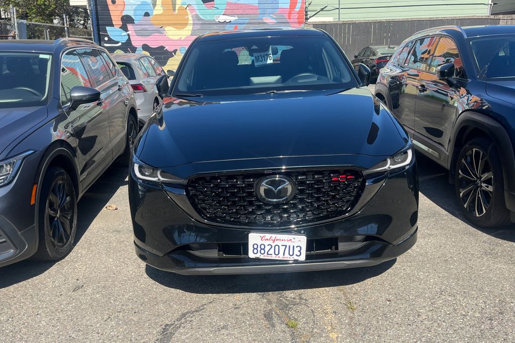 View vehicle photo 6