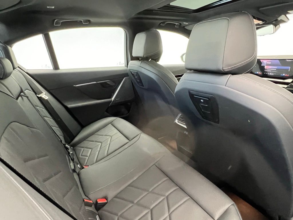 2024 BMW 5 Series 530i 9