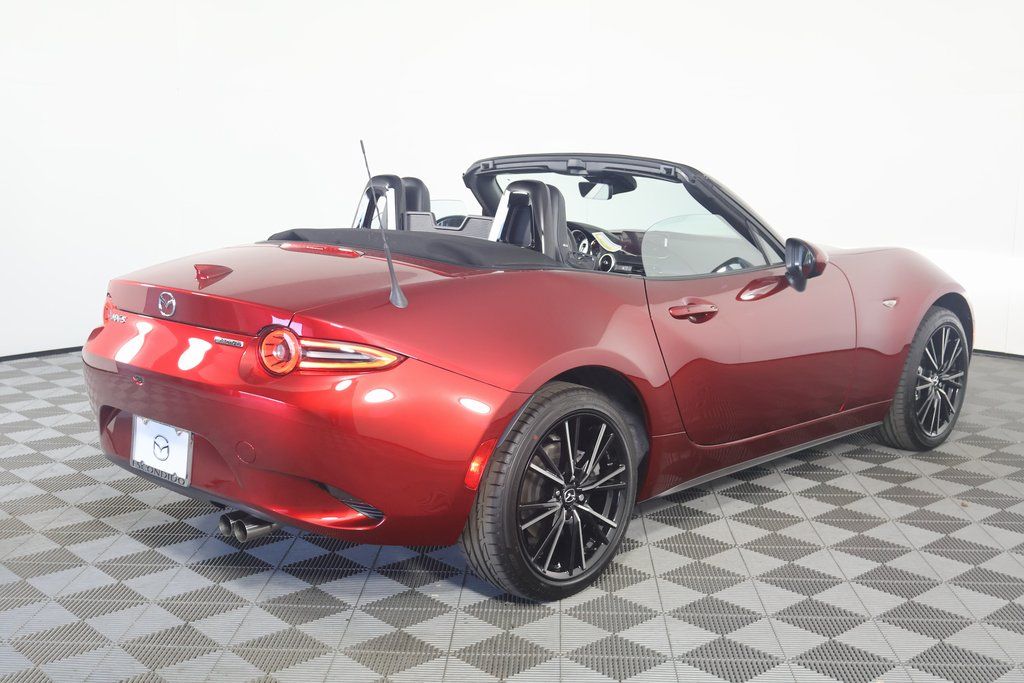 2024 Mazda MX-5 Miata Grand Touring 4