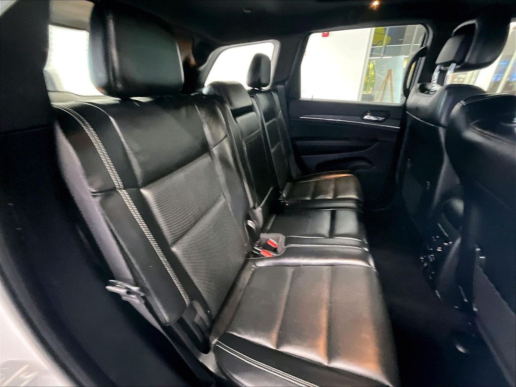 2021 Jeep Grand Cherokee — photo 16