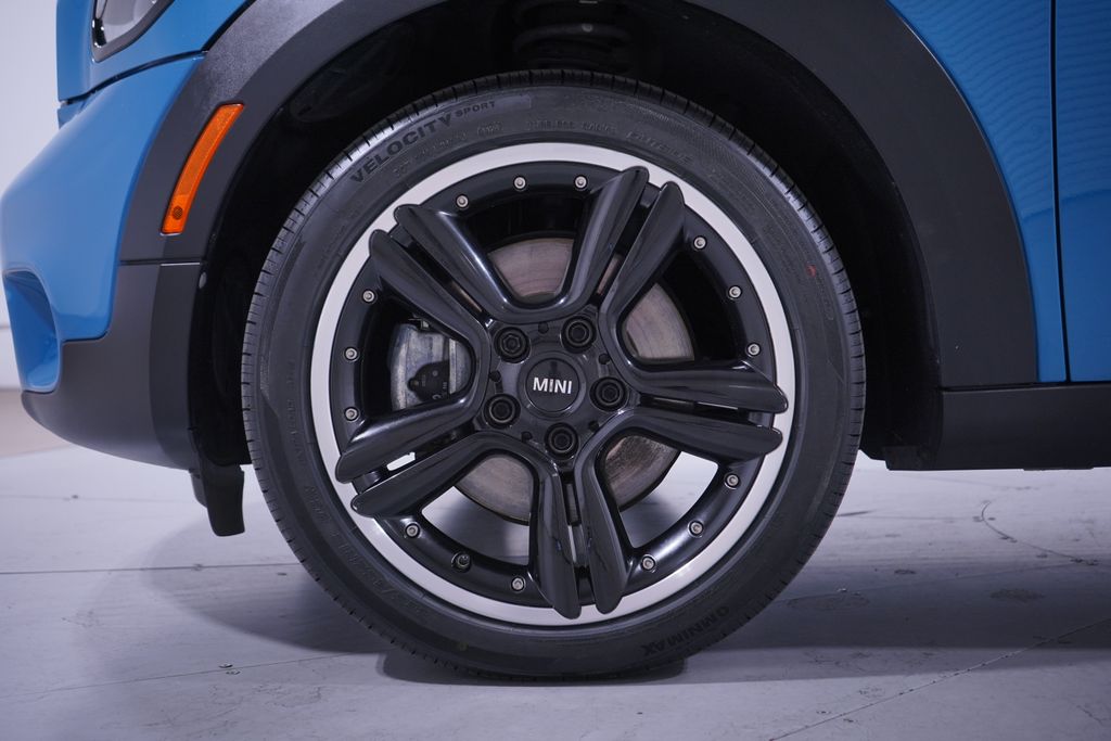 Thumbnail: 2016 MINI Cooper Countryman - 2