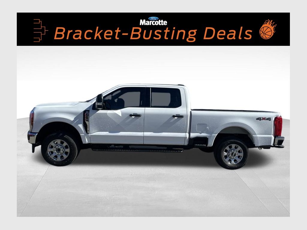 Oxford White 2024 Ford F-250 Super Duty XLT SuperCab 4WD Pickup Truck Four-Wheel Drive Automatic