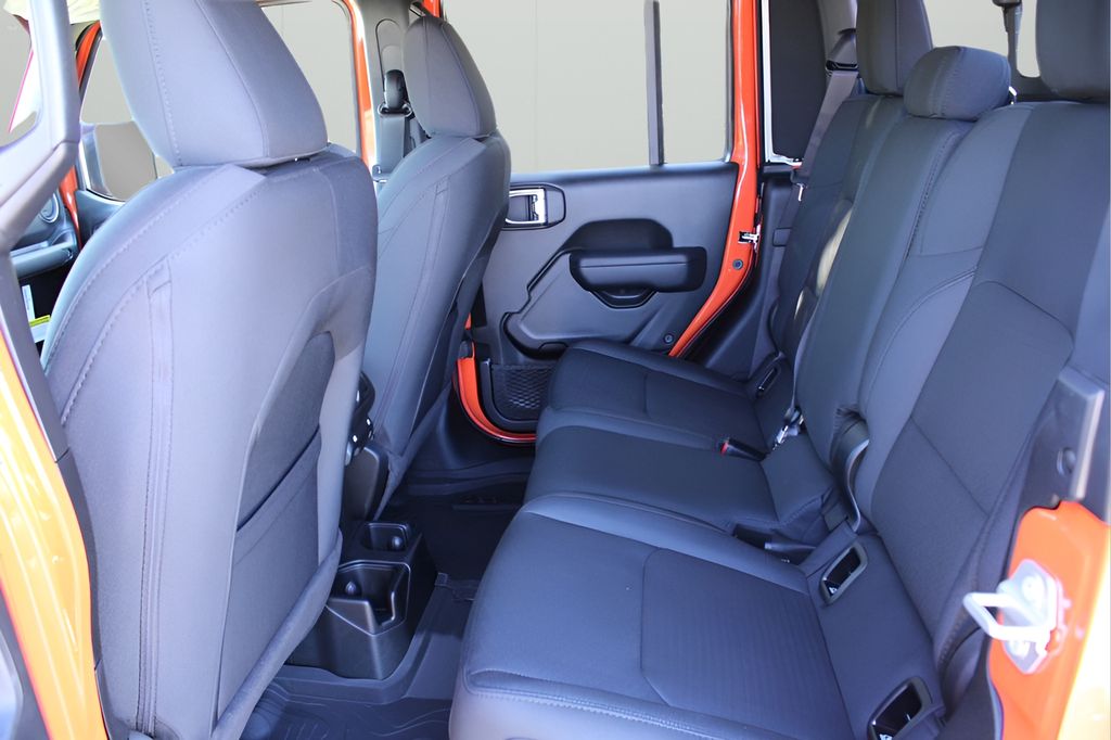 Used Car 2023 Jeep Gladiator  Willys For Sale Under $60,000 In Austin, Texas