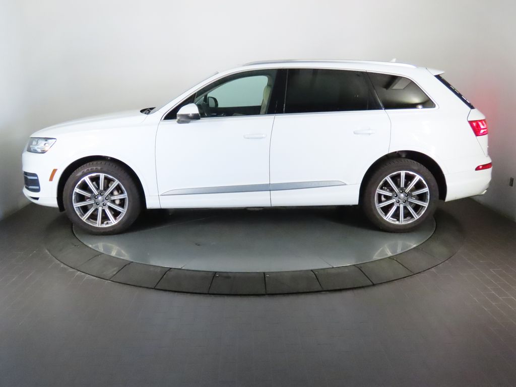 Thumbnail: 2018 Audi Q7 - 2