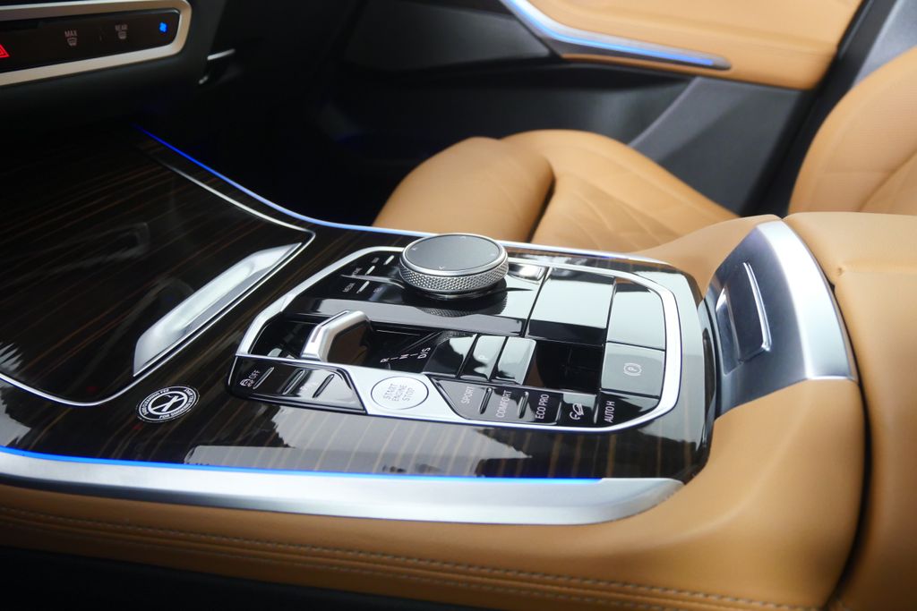 Thumbnail: 2026 BMW X5 - 26