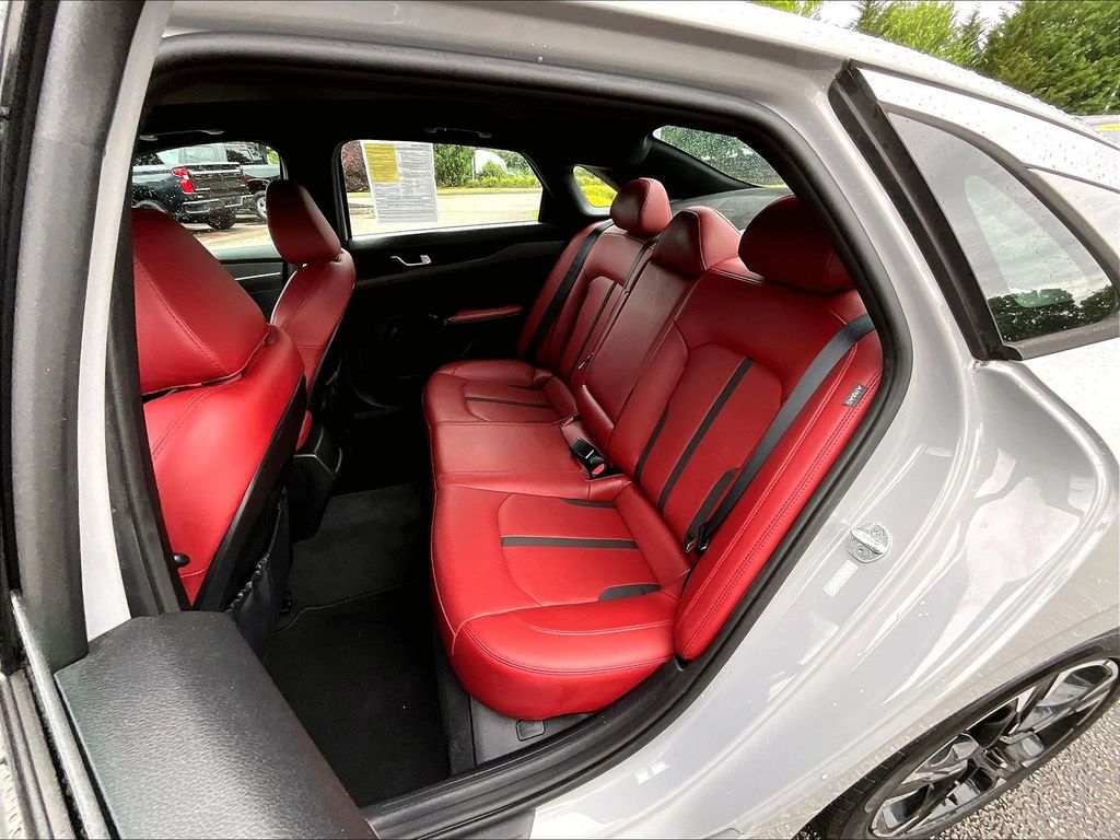 2021 Kia K5 — photo 14
