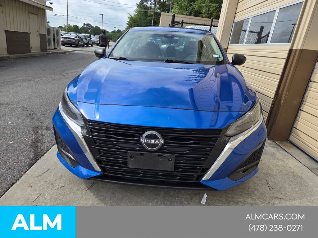 Used 2025 Blue Nissan 2.5 SV image 21