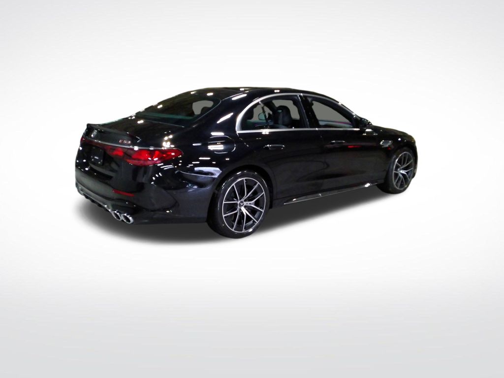 Thumbnail: 2026 Mercedes-Benz E-Class - 4
