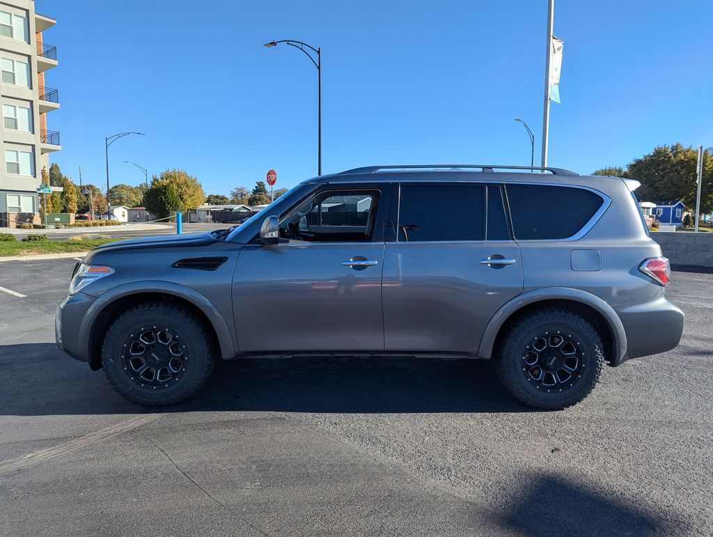 2019 Nissan Armada SV 8