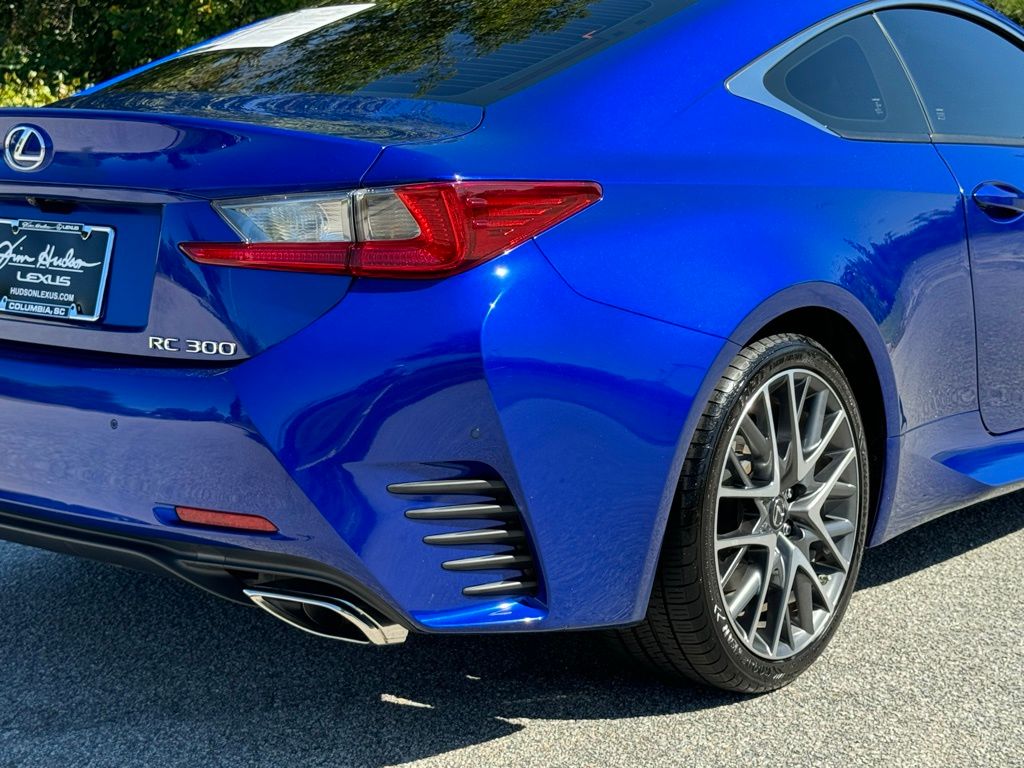 2018 Lexus RC 300 17