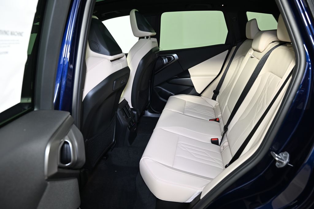 Thumbnail: 2026 BMW X3 - 24