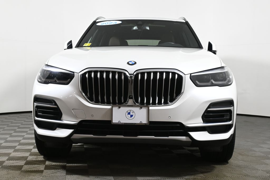 Thumbnail: 2023 BMW X5 - 10