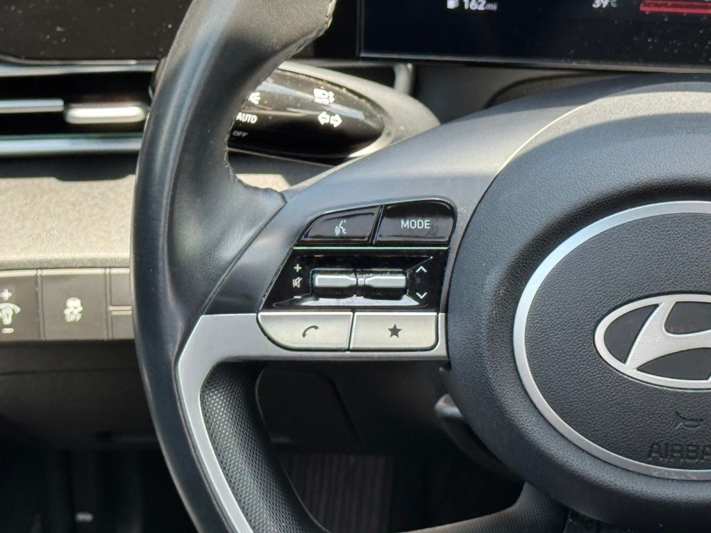 Used 2025 Hyundai Elantra Sedan