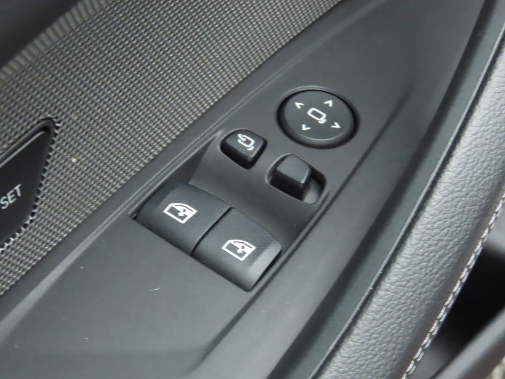 Thumbnail: 2024 BMW 4 Series - 24