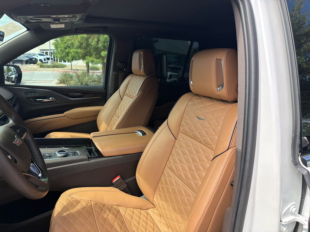Used 2021 White Cadillac Premium Luxury image 18