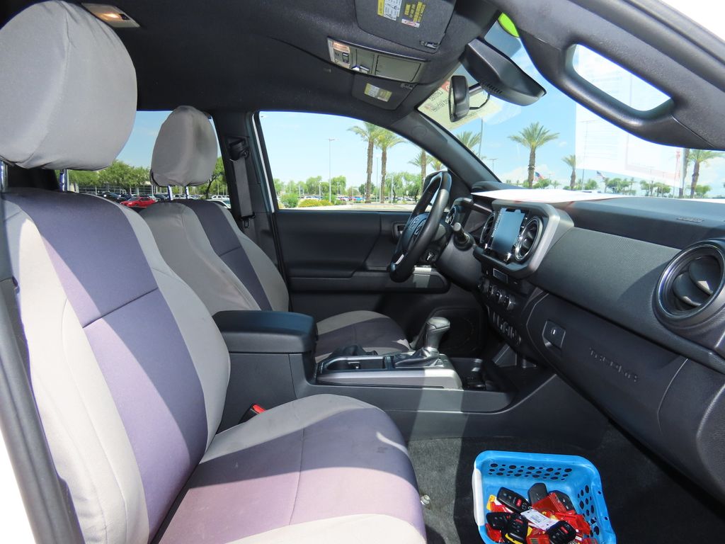 2021 Toyota Tacoma TRD Sport 19