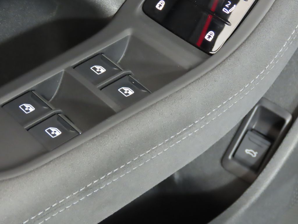 Thumbnail: 2025 Audi S5 - 28