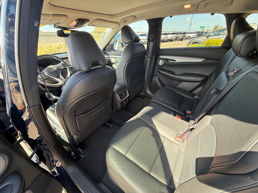 Thumbnail: 2020 INFINITI QX50 - 11