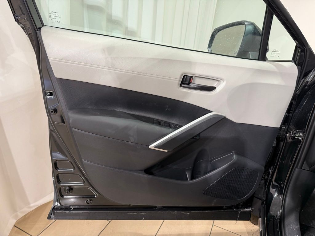 Thumbnail: 2026 Toyota Corolla Cross - 15